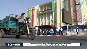 🔵 Le ministre de l’Agriculture, de la Souveraineté alimentaire et de l’Elevage, Dr Mabouba Diagne, se dit convaincu que le Sénégal est bien en mesure d’atteindre sa souveraineté alimentaire en matière de production laitière, insistant sur l’importance de ce secteur dans la mise en œuvre du référentiel de politique publique Sénégal 2050. | APS (Agence de Presse Sénégalaise)