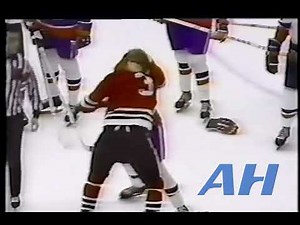 NHL Dec. 15, 1973 Garry Howatt,NYI v Keith Magnuson,CHI New York Islanders Chicago Blackhawks