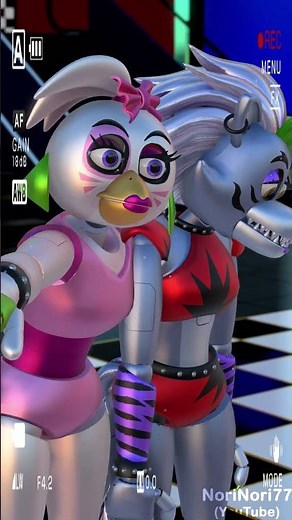 How Chica lost her first kiss to Roxy (Glamrock Chica x Roxanne Wolf)