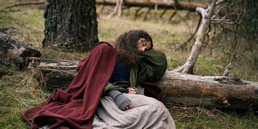 Una desconocida llega al valle en el avance del capítulo 401 del jueves 23 de abril de 'Valle Salvaje', la serie de TVE y Netflix