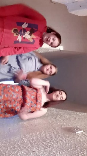 Rebecca Williams (@rebeccawilliams120)’s videos with Laxed - Jawsh 685