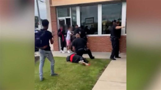7 arrested after unruly juveniles refuse to leave McDonald's in Fall River, police say