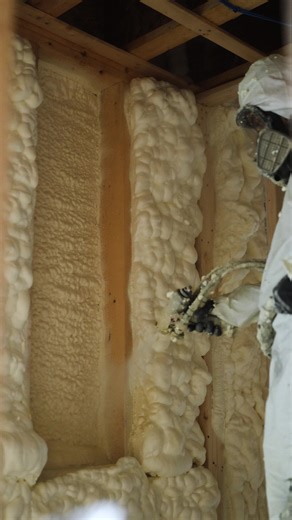 Open cell insulation application on these walls on top of the closed cell insulation 🤝 #sprayfoam #homeinsulation #insulationsolutions #massachusetts #ecomaxinsulation