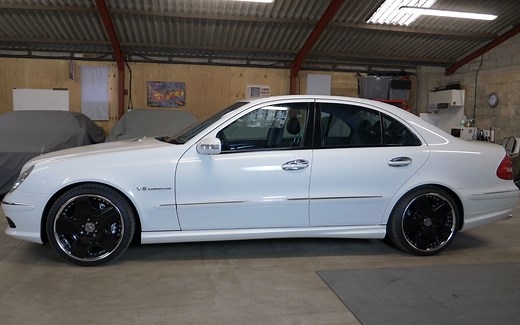 奔驰 W211 E级 E55 AMG 测评+试驾(机翻字幕敬请谅解)