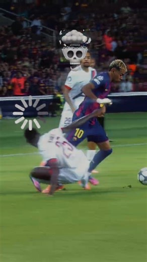 Lamine Yamal insane Dribbling vs Nuno Mendes