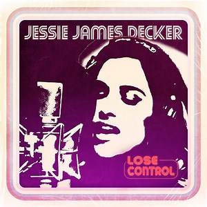 My sister sent me this song the first time she heard it on the radio and was like “Jess this is the kind of music you should be singing.” I listened to it and I fell in love. It reminds me of the music I grew up listening to and I wanted to sing it! I cut this a week before Denver was born and I wanted to share it with y’all. Thanks @teddyswims for putting such a great song out into the world. Link in bio to hear my cover of “Lose Control” out now 🎶 | Jessie James Decker