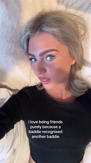 Celebrating Baddie Friendships