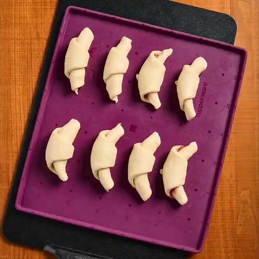 Tupperware Croissant Maker