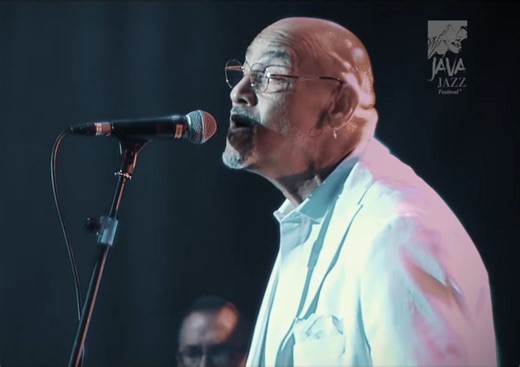 准古稀老头丝滑唱功深情表白Phil Perry《The Best Of Me》live at Java Jazz Festival 2020