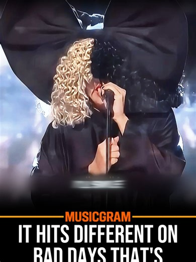 “Powerful… but secretly vulnerable.” 💥🖤 🍿: “Unstoppable” by Sia wasn’t an instant chart-dominating hit when it first dropped in 2016 as part of her album This Is Acting. Instead, it followed a slower trajectory — quietly gaining traction before eventually exploding worldwide through social media edits, sports highlight reels, motivational content, and viral trends. The track is built around a compelling contradiction. On the surface, it sounds like a full-force victory anthem, driven by pound