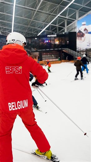 3.3K views · 28 reactions | Jouw vurige passie voor de skisport met anderen delen? In onze opleiding Initiator Ski – Level 1 leer je hoe je dat verlangen ombuigt tot inspirerend lesgeven!   Volg deze opleiding indoor (verspreid over meerdere weekends) of in de Alpen. Meer info over deze opleiding en ons aanbod ontdek je via bfsi.be ✅ #topofthegameinsnowsports | BFSI - Belgian Federation of Snowsport Instructors | Facebook