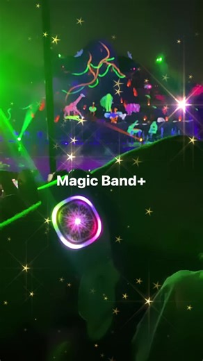 Magic Band Plus!! #magicbandplus #hollywoodstudios #fantasmic #cutenessoverload #fypシ゚ | Disney Dorks