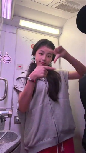 臨時通知📢天氣變化不能起飛🛫 那可怎麼辦吶 #印尼咳嗽藥#手勢舞