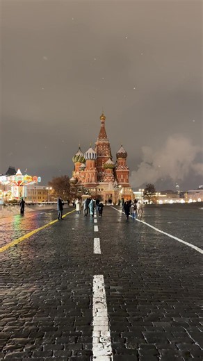 Moscow at Night: Snowy Night Views of Moscow
