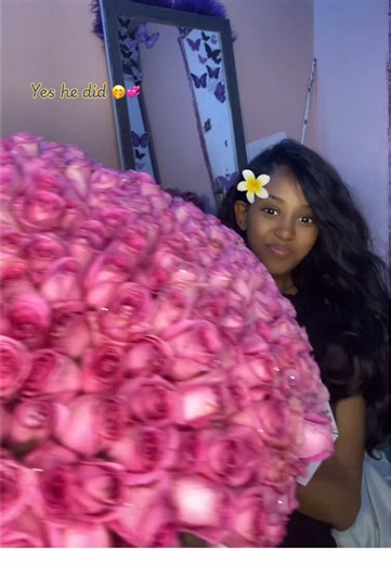 I love unexpected gifts That shows effort 🤏🏾✨🤍