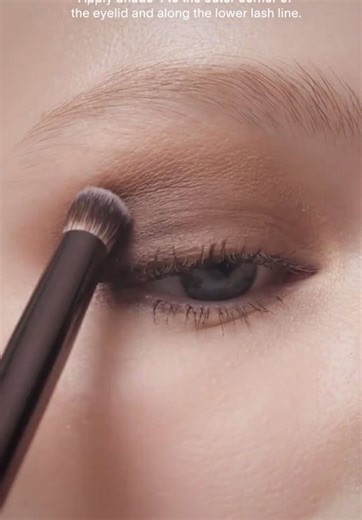 Effortless Eye Looks with Curator Eyeshadow Palette