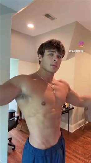 Muscular man ! #aesthetic #musculation #motivationalvideo