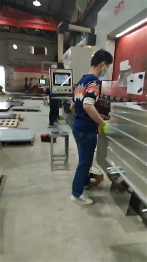 Transform your stainless steel bending game with the OSM HP-8025 Bending Machine! #metalfabrication