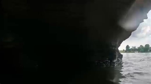 Having some fun on Nickajack Lake swimming through a Karst Feature! #Tennessee #TVA #caves | TAG Caver