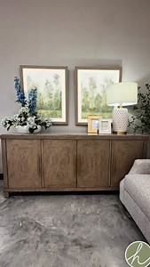 The Alchemy 4-door credenza is made from stunning red oak, and is finished with a biscotti finish. It has sleek gold handles on the front, and a marble top. Behind each of the doors you’ll find two shelves to help keep you organized. Dimensions are 78 x 34 x 18. #fairfield #furniture #fairfieldchair #fourdoor #4door #credenza #sideboard #consoletable #mediacabinet #livingroomdecor #diningroomdecor #bedroomdecor #paducah #paducahky #paducahlife #partakeinpaducah #inspiredhomefurnishings #furnitur