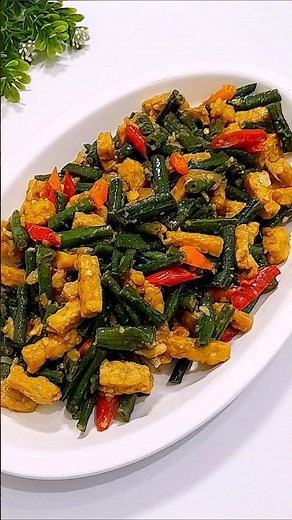 GUARANTEED TO BE DELICIOUS ‼️ SAUTED LONG BEANS WITH TEMPE WITH CANDLECRON SPICY.