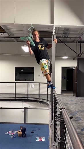 That Was A Lot of Coat Hangers 😂 (IG:@/bobreesecookiemonster) #foryoupage #fyp #trending #athlete #xset