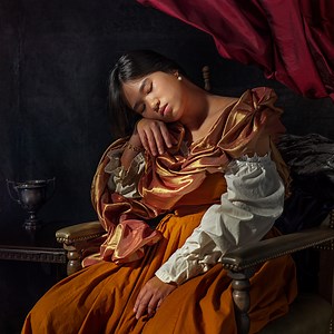 Hana Vu - "Hammer"