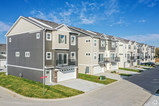 Apartments for Rent in Iowa City IA - 1,038 Rentals | Apartments.com