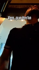 Est-ce la meilleur idée de l’année ? Remplacer une séance de fractionné par du cardio boxing pour préparer son premier marathon. Cette séance met a rude épreuve le cardio mais aussi le haut et bas du corps. Une séance d’entraînement tres complète, j’espère qu’elle se suffira à elle même. Cette préparation marathon va être fun ! | Monsieur SIX
