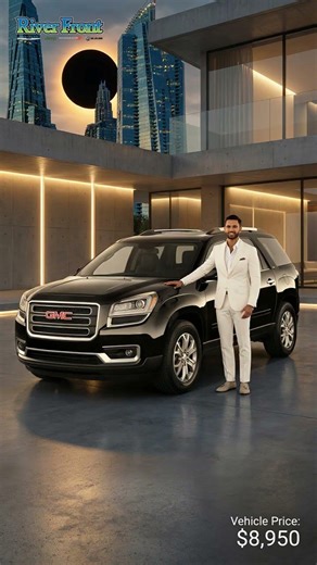 2016 Ebony Metallic GMC Acadia SLE-2 with 128,527 miles in North Aurora, IL for $8,950