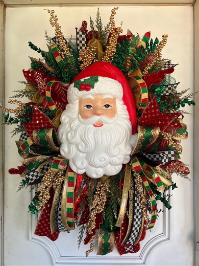 Santa Face Christmas Wreath – Holiday Front Door Decor, Red & Green Christmas Wreath, Santa Claus Wall Hanging, Festive Holiday Wreath - Etsy