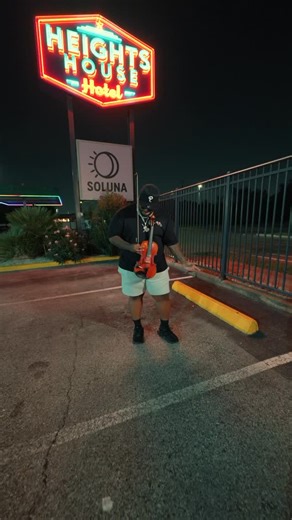 17K views · 1.7K reactions | If this doesn’t get you up out of your seat, then I don’t know what will! Let’s go!  Song: Chris Brown - Fine China : @whosmattrush @orbitstudioshtx 梨: @sneakerpolitics : @heightshousehotel | Dominique Hammons | Facebook