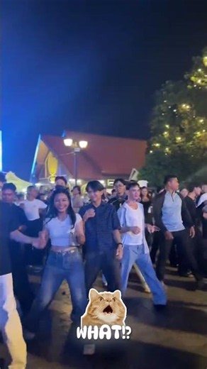 48.Walking at Phnom Penh Riverside Walk Street #tour #onthisday #walking #dance