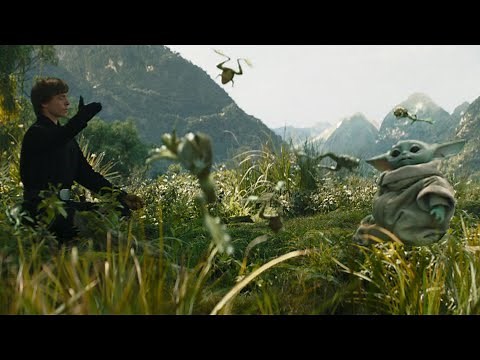 Baby Yoda Loves Eating Frogs - Luke Skywalker and Grogu - Baby Yoda Eats Frog