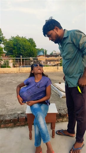 Introducing the "VitaWear SmartBand," a next-generation wearable gadget🎉