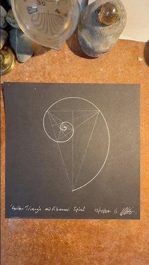 Golden Triangle Fibonacci Spiral how to draw #natureofflowers #sacredgeometryartist #howtodraw