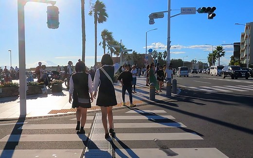 【4K】流连于阳光和煦的日本神奈川县湘南海岸：暑热将散去