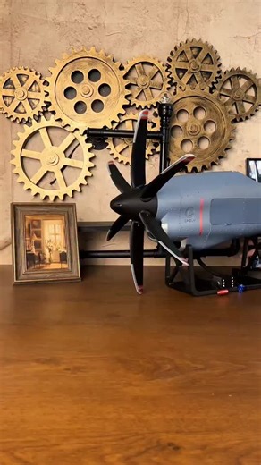 헧헲헰헵헻헼헹헼헴혆 | 헜헻헻헼혃헮혁헶헼헻| 헚헮헱헴헲혁혀 on Instagram: "The legendary T56 aircraft engine – built for power #aviation #engineering"