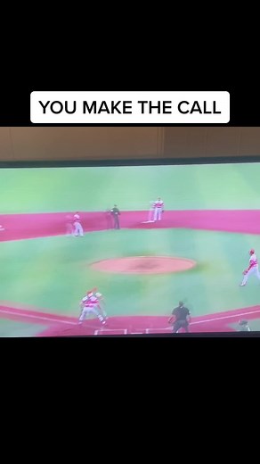 You make the call #baseball #baseballboys #mlb #collegebaseball