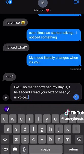The best way to tell your crush that you like them #crush #cuterelationshiptext #viralditiktok #howtotextyourcrush #loveyou @WRizz
