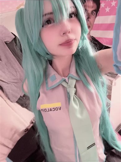 Hatsune Miku Cosplay Tips for Vocaloid Fans