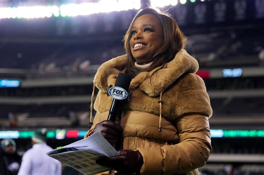 NFL Sideline Reporter Pam Oliver Sparks Concern In Week 18