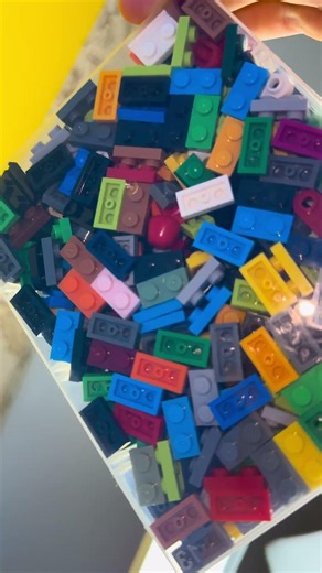 THINGS THAT DEFINITELY ANNOY YOU IN LEGO