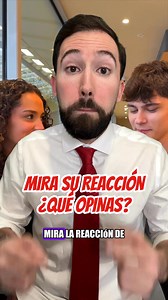 CUIDADO con el Contagio Emocional 🫣 (¿Qué Opinas?)•Las emociones pueden contagiarse al observar a otras personas. En algunos casos la persona “contagiada” sentirá #lenguajenoverbal dicha emoción aunque de forma menos intensa (dependiendo de la persona). Sin embargo, ten en cuenta que algunas personas pueden incomodarse debido a la mirada de una persona desconocida 😅. Espero que esta Navidad a ti se te contagie la alegría y que pases unas felices fiestas 🎄 #lenguajenoverbal #lenguajecorporal #