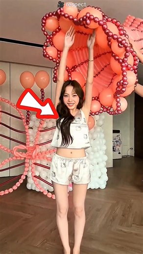 There was no dress to go to the wedding 🎈🤩