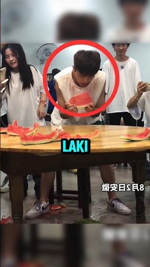 Lomba makan semangka tercepat di dunia😱