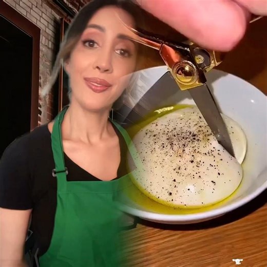 No checks accepted! Who still pays by check or IOUs 😅💅🏼 #sketchcomedy