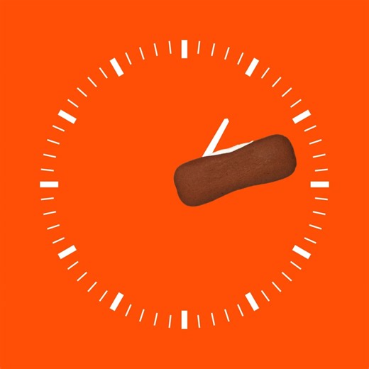 DON’T FORGET ‼️ Today you get an extra hour to snack on Devil Dogs! What do you have planned for your extra hour? Find Drake’s Cakes in a retailer close to you by using our snack finder, link below. #drakes #drakescakes https://www.drakescake.com/locator | Drake's Cakes