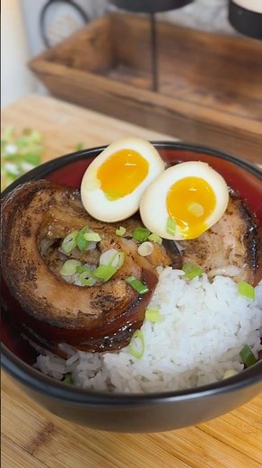 Chasu Donburi (Braised Pork Belly Bowl)