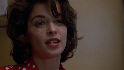 Romeo Is Bleeding (1993) (1080p)🌻 Movies